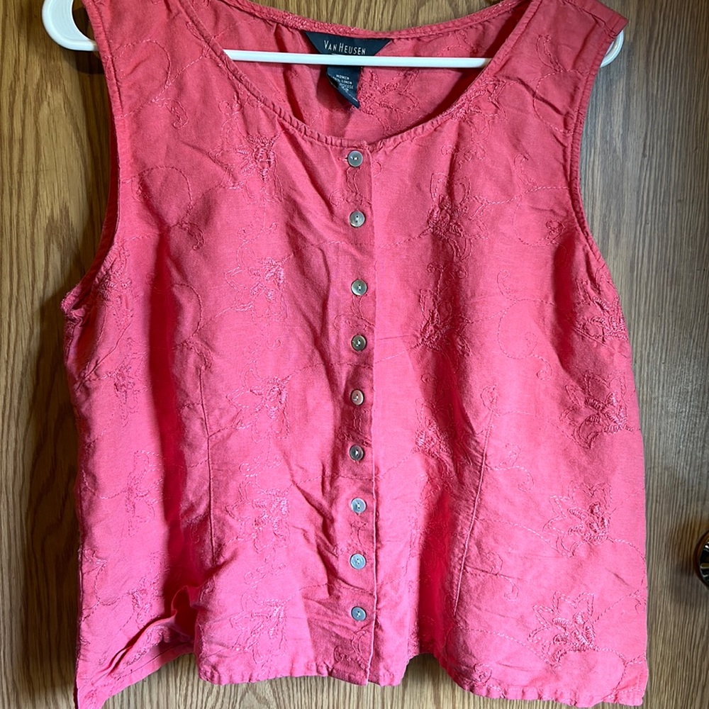 Van Heusen top